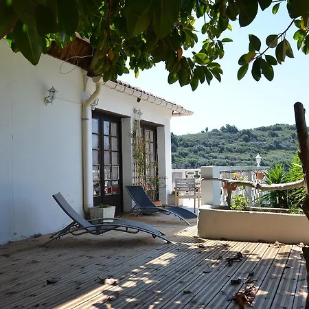 Ξενοδοχείο U Fracintu 3*